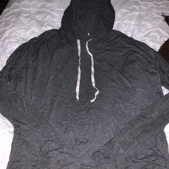 Pullover - Picture 1 of 3